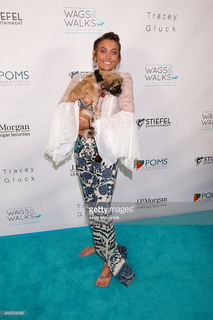 Paris Jackson feet photo thumbnail