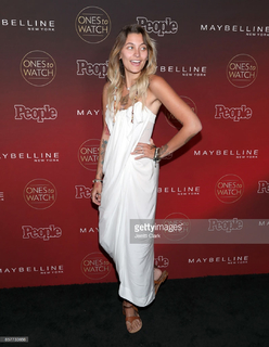 Paris Jackson feet photo thumbnail