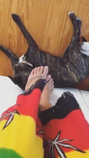 Paris Jackson feet photo thumbnail