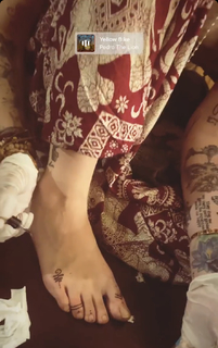 Paris Jackson feet photo thumbnail