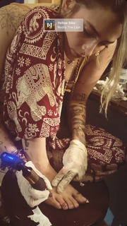 Paris Jackson feet photo thumbnail