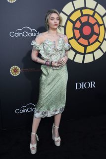 Paris Jackson feet photo thumbnail
