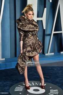 Paris Jackson feet photo thumbnail