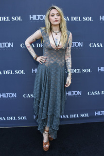 Paris Jackson feet photo thumbnail