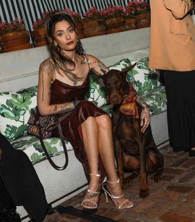 Paris Jackson feet photo thumbnail