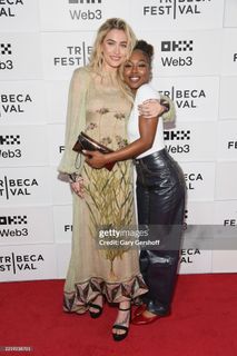 Paris Jackson feet photo thumbnail