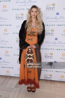 Paris Jackson feet photo thumbnail