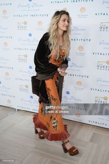 Paris Jackson feet photo thumbnail