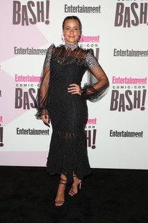 Parisa Fitz-Henley feet photo 6