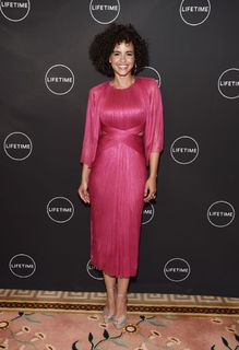 Parisa Fitz-Henley feet photo 18
