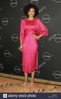 Parisa Fitz-Henley feet photo 7