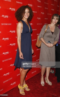 Parisa Fitz-Henley feet photo 3