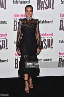 Parisa Fitz-Henley feet photo 7