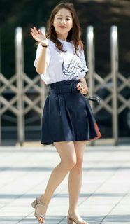 Park Bo-young feet photo 7