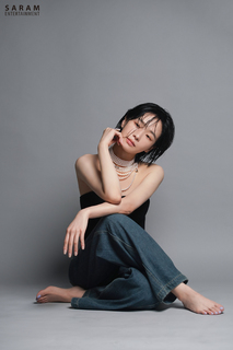 Park Gyuyoung feet photo thumbnail