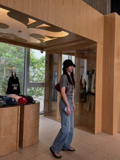 Park Gyuyoung feet photo thumbnail