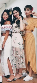 Park Ji-hyo feet photo thumbnail