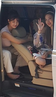 Park Ji-hyo feet photo thumbnail