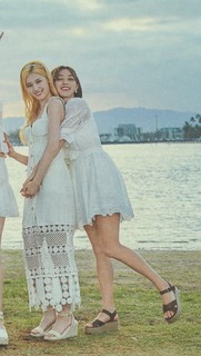 Park Ji-hyo feet photo thumbnail