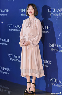 Park Ji-hyo feet photo thumbnail