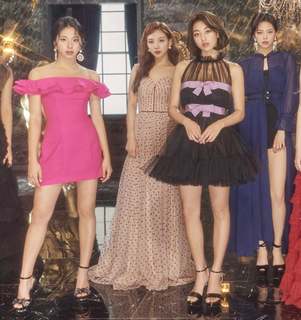 Park Ji-hyo feet photo thumbnail