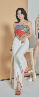 Park Ji-hyo feet photo thumbnail