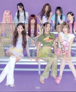 Park Ji-hyo feet photo thumbnail