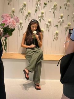 Park Ji-hyo feet photo 6