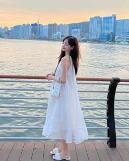 Park Min-jung feet photo 17