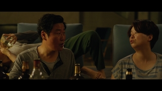 Park So-dam feet photo thumbnail