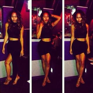 Parker McKenna Posey feet photo thumbnail
