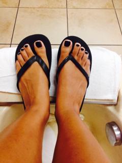 Parker McKenna Posey feet photo thumbnail