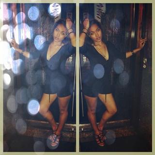 Parker McKenna Posey feet photo thumbnail