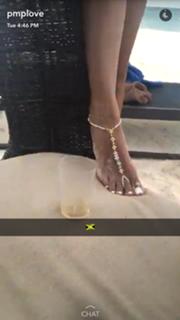 Parker McKenna Posey feet photo thumbnail