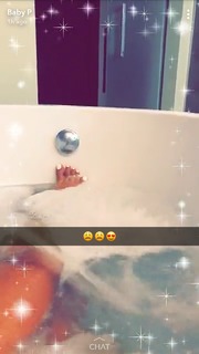 Parker McKenna Posey feet photo thumbnail