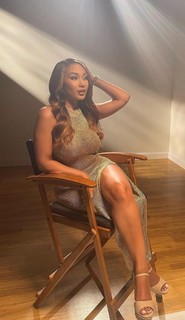 Parker McKenna Posey feet photo thumbnail