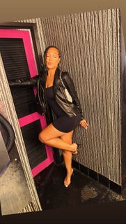 Parker McKenna Posey feet photo 1