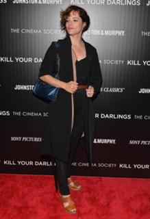 Parker Posey feet photo thumbnail