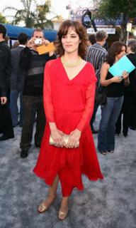 Parker Posey feet photo thumbnail