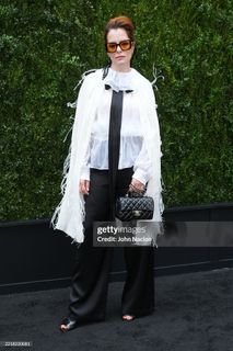 Parker Posey feet photo 18
