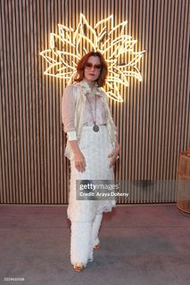 Parker Posey feet photo 15