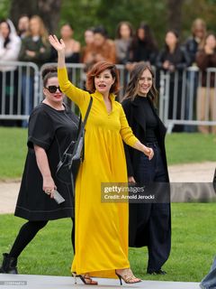 Parker Posey feet photo 8