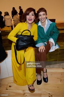 Parker Posey feet photo 6