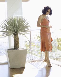 Parminder Nagra feet photo thumbnail
