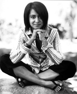 Parminder Nagra feet photo thumbnail