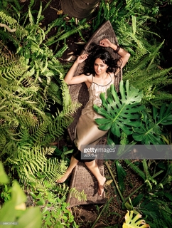 Parminder Nagra feet photo thumbnail