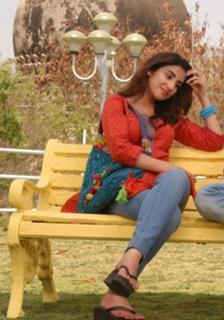 Parul Gulati feet photo thumbnail