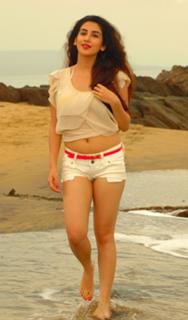 Parul Gulati feet photo thumbnail