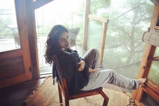 Parul Gulati feet photo thumbnail