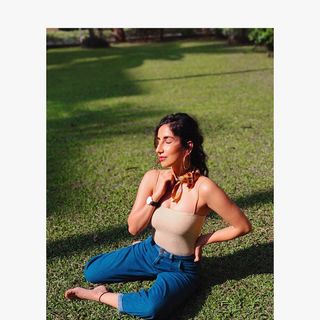 Parul Gulati feet photo thumbnail